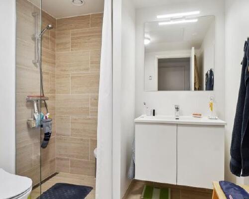 Sjældent udbudt stor 2-værelses