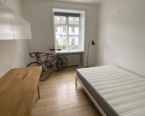 Hyggelig møbleret lejlighed udlejes til expats