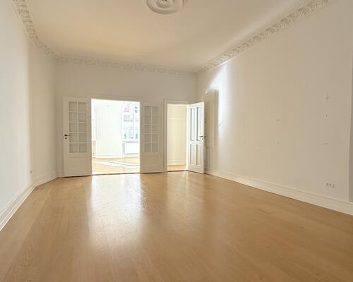 Rummelig lejlighed på Vesterbro