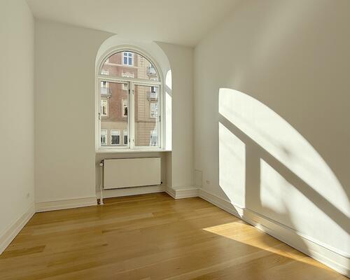 Rummelig lejlighed på Vesterbro