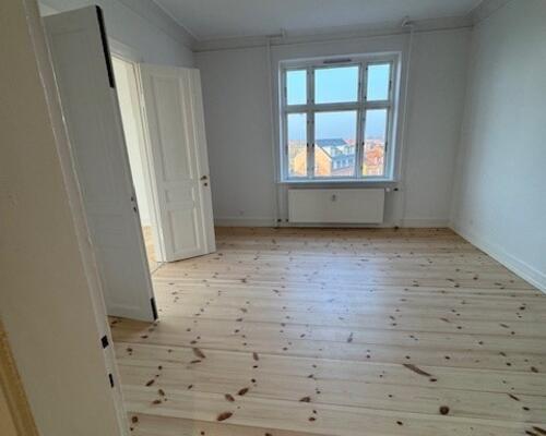 5 værelses lejlighed i Roskilde