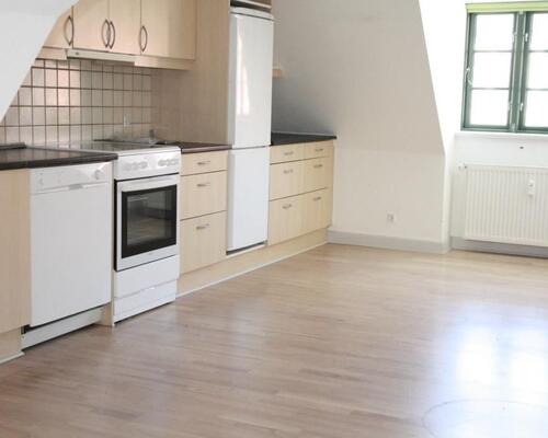 5 vær. lejl. på Mellemgade