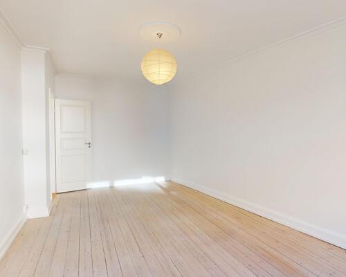 1 værelses lejlighed i Charlottenlund