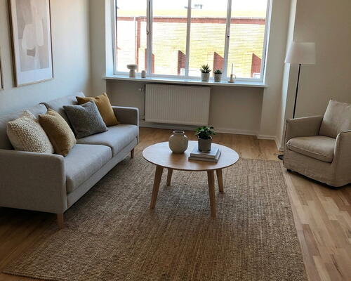 Lys 2-værelses på 66 m2 med altan/terrasse, parkering og ladestander