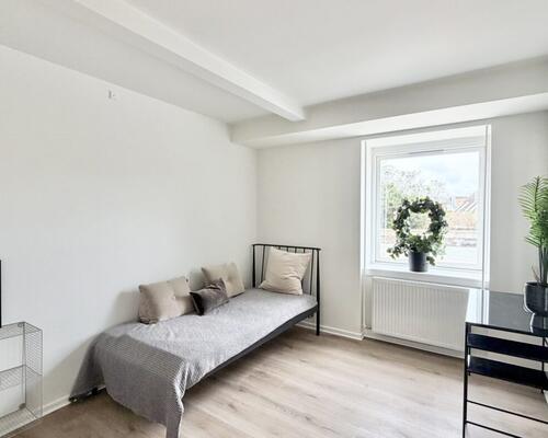 2 værelses – Skovvej 37, st. – 9400 Nørresundby