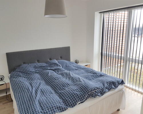 Lys og moderne 3-værelses med stor terrasse