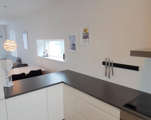 Lys og moderne 3-værelses med stor terrasse