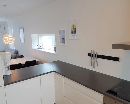 Lys og moderne 3-værelses med stor terrasse