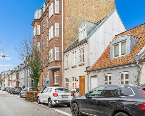 Eksklusivt byhus i særklasse på Frederiksbjerg