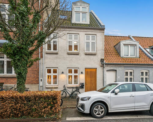 Eksklusivt byhus i særklasse på Frederiksbjerg