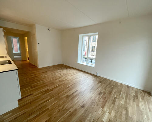 2-værelses lejlighed i stueetage!