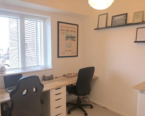 Lys og stor 3-værelses med god terrasse