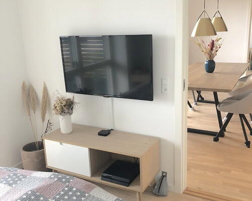 Lys og stor 3-værelses med god terrasse