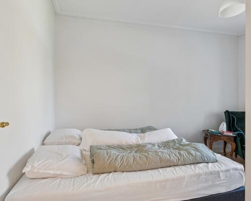 Lækker nyistandsat lejlighed centralt i Hellerup