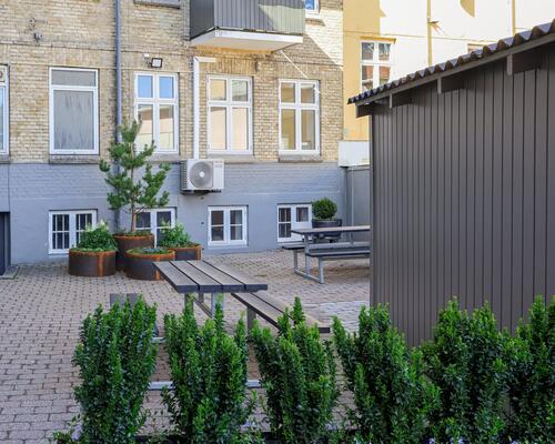 Attraktiv og nyrenoveret 4-værelses lejlighed på 92 m²