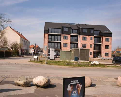 Pakhuset på havnen i Hou