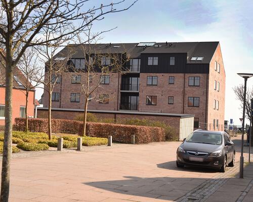 Pakhuset på havnen i Hou