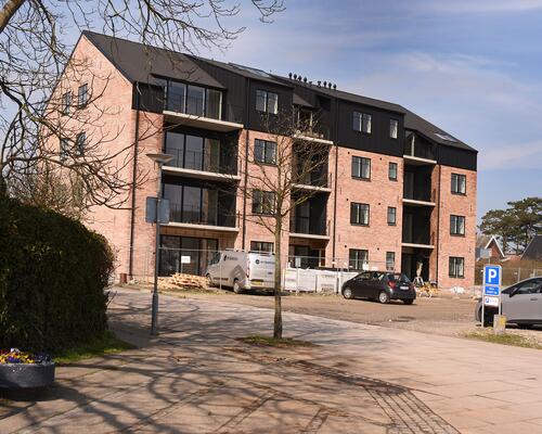 Pakhuset på havnen i Hou