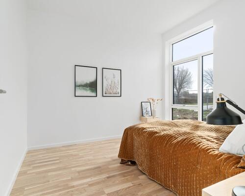 Rækkehus der emmer af lys, liv og luft