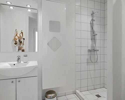 Stor 2 værelses lejlighed på 87 m²