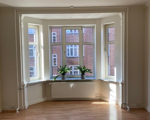 Dejlig 3'er i centrum med stor altan