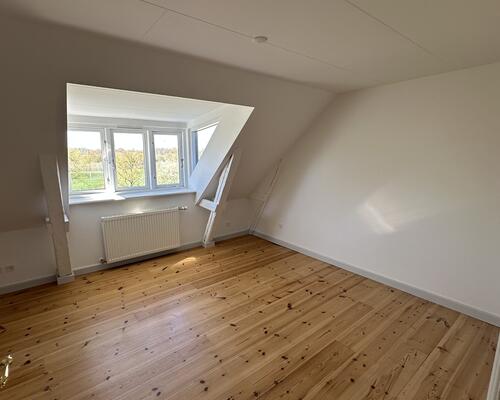 Dejlig 3 vær. i roligt kvarter.