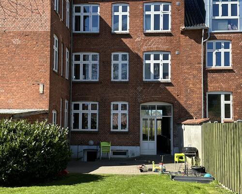 Dejlig 3 vær. i roligt kvarter.