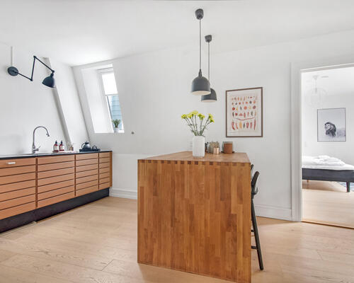 4 værelses lejlighed i København V