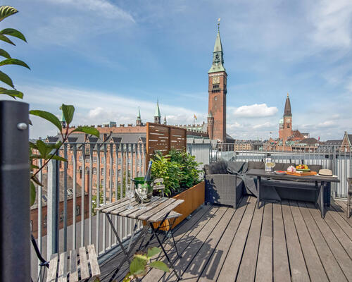 4 værelses lejlighed i København V
