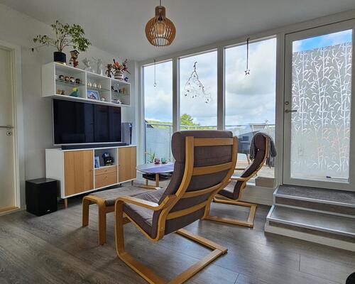 Dejlig 3-værelses lejlighed med skøn terrasse i Hou