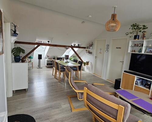 Dejlig 3-værelses lejlighed med skøn terrasse i Hou