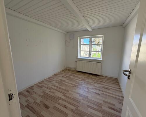 Fint hus på 114 m² med 4 værelser og sydvendt have i sydbyen