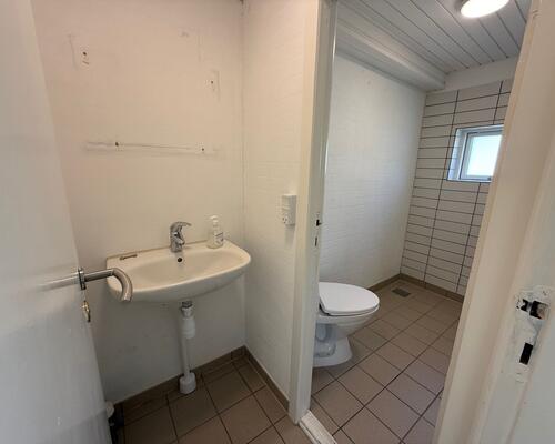 Fint hus på 114 m² med 4 værelser og sydvendt have i sydbyen