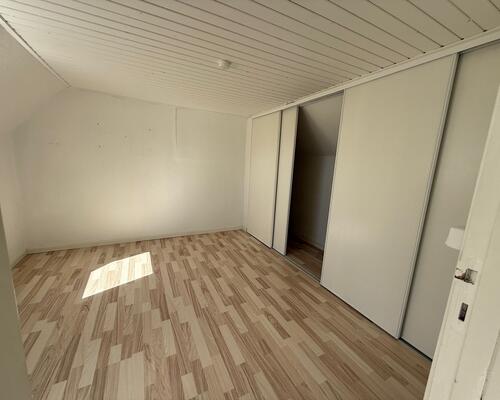 Fint hus på 114 m² med 4 værelser og sydvendt have i sydbyen