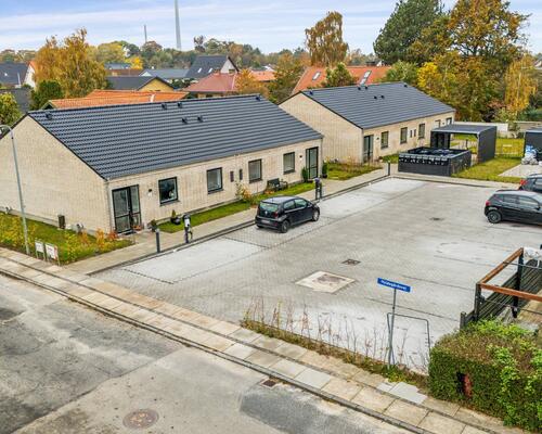 Skønt rækkehus udlejes