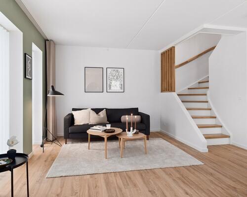Moderne 4-værelses rækkehus med to skønne terrasser