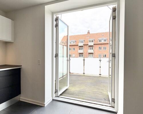 2 værelses – Nyborgvej 96, st. tv. – Odense C
