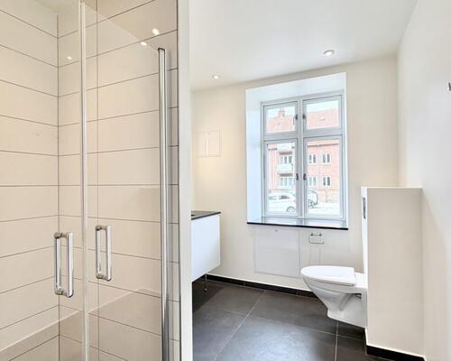 2 værelses – Nyborgvej 96, st. tv. – Odense C