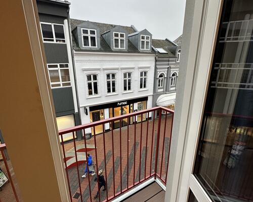 Drømmer du om en altan på størrelse med dit kærlighedsliv? (Lille, men eksisterende!)