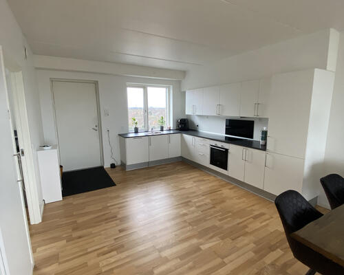 3 værelses lejlighed på 98 m²