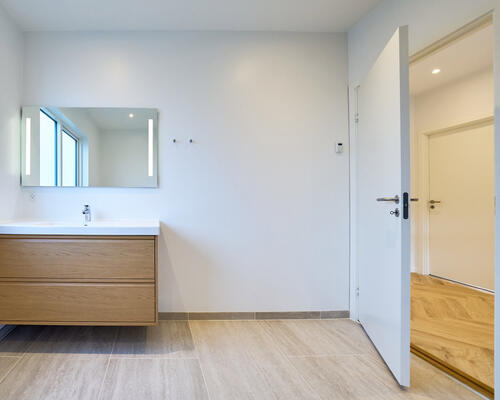 141 m2 værelse i Odense SV