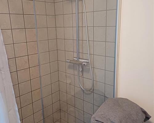 Ønsker du at bo helt centralt i Vordingborg, dog uden larm og støj, så er lejligheden her