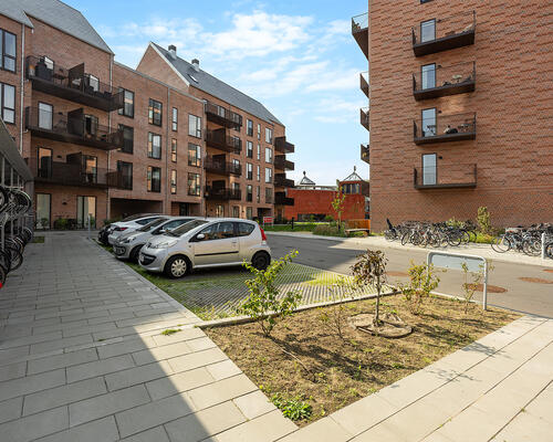 RUMMELIG 3-VÆRELSES I RISSKOV PÅ 73M2
