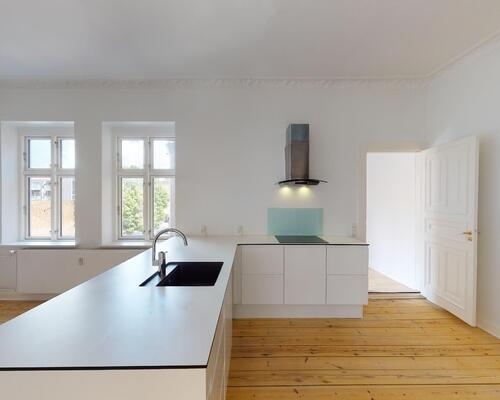 Drømmer du om herskabelig luksus og moderne komfort midt i Horsens?