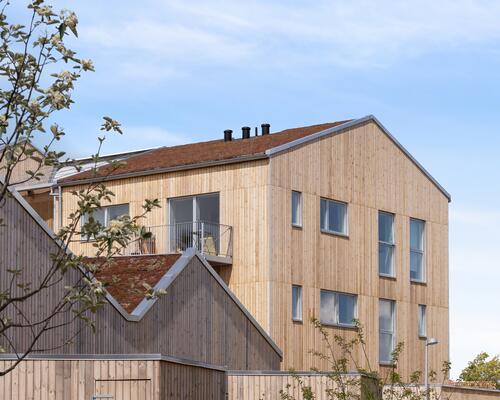 BO MELLEM GRØNNE BAKKEDRAG, NATUR OG I KORT AFSTAND TIL AARHUS
