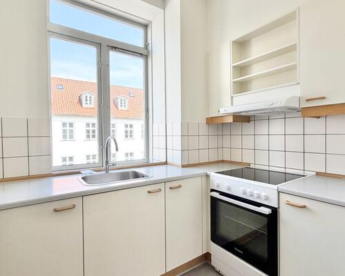 3 værelses – Kongensgade 65 D, 1. tv. – Odense C