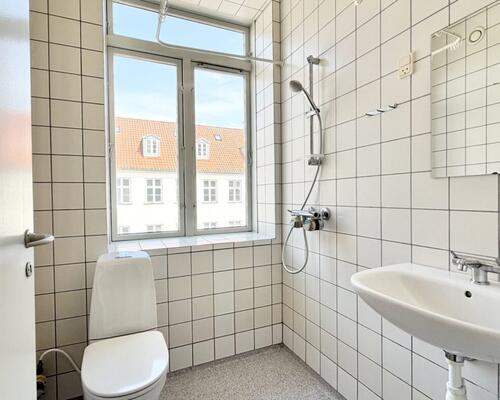 3 værelses – Kongensgade 65 D, 1. tv. – Odense C