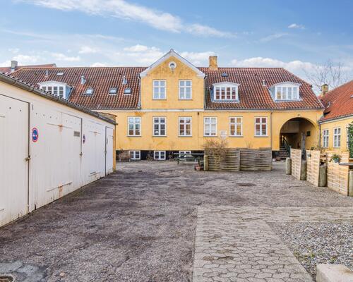 Sjældent lejemål med egen lille have
