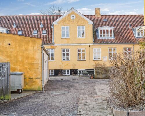 Sjældent lejemål med egen lille have