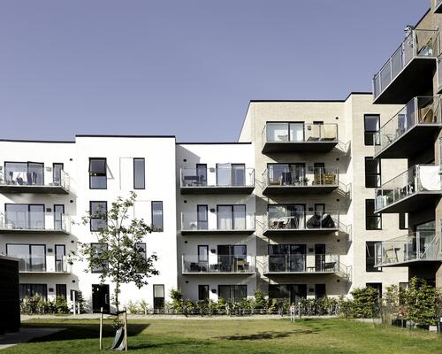 Egedal Stationsby - Moderne 2-vær. lejebolig med stor solrig altan